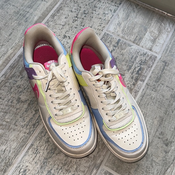 Nike AF1 - Picture 2 of 7